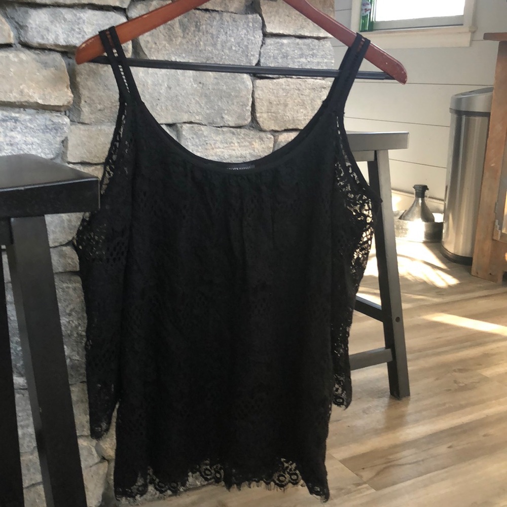 Cold shoulder lace top